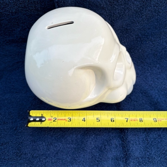 Shaun White Ceramic Skull Coin Bank Target Exclusive Snowboarding Skateboarding - Picture 9 of 10